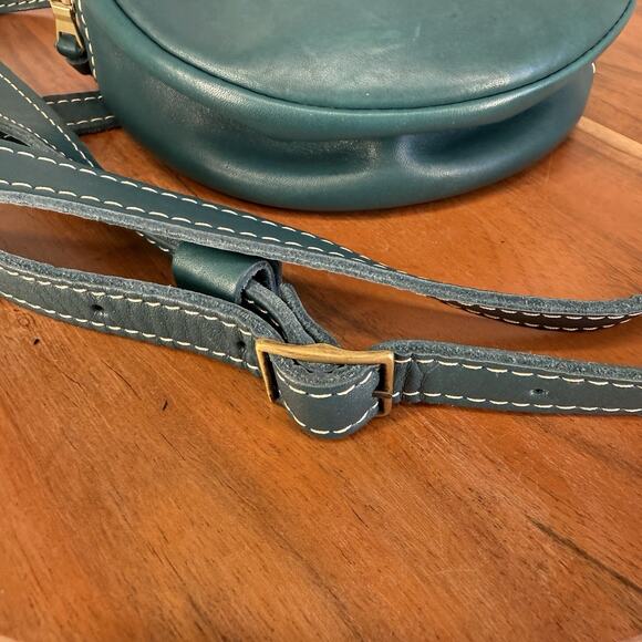 Portland Leather Small Green Circle Crossbody 💚 - Picture 8 of 9